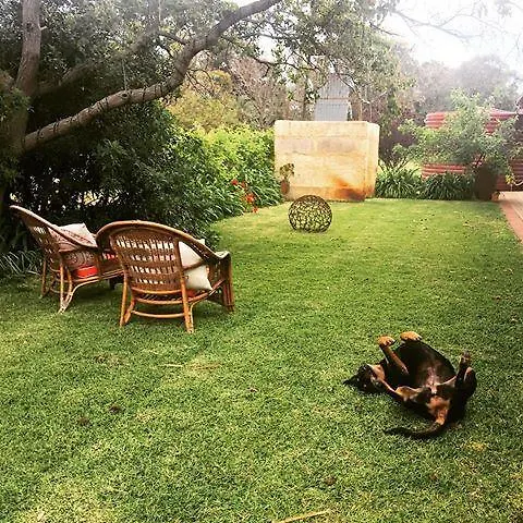 Kellers Bed And Breakfast Perth Bed & Breakfast